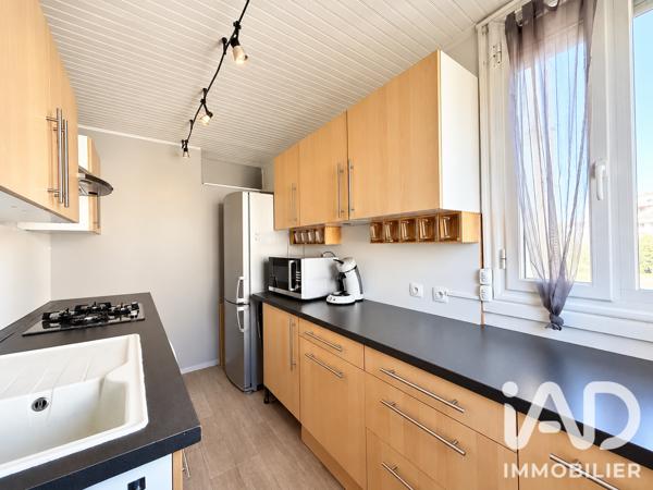 Appartement à vendre 4 pièces 85 m² Élancourt