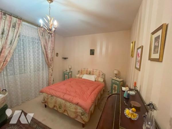 UNE MAISON A USAGE D'HABITATION