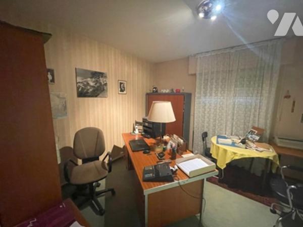 UNE MAISON A USAGE D'HABITATION