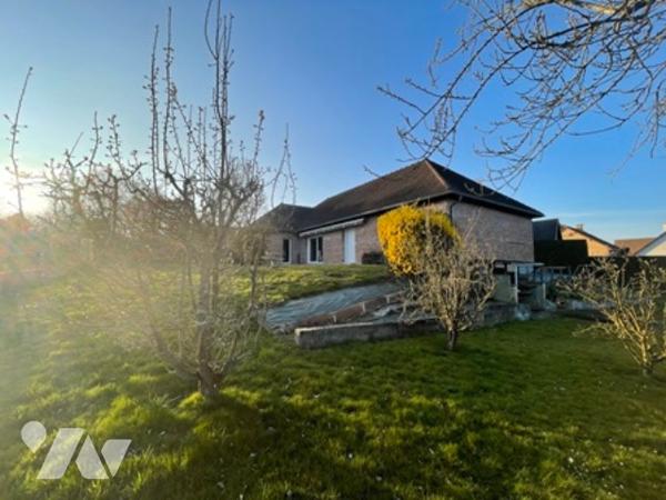 UNE MAISON A USAGE D'HABITATION