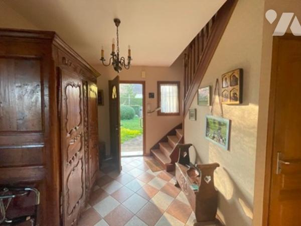 UNE MAISON A USAGE D'HABITATION