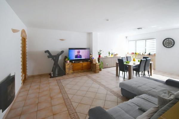 BELLE MAISON 142M2 - 3 CHAMBRES - TERRASSE - GARAGE