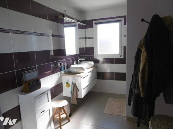 MAISON D'HABITATION