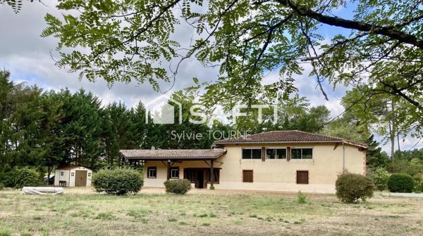 MAISON EN PIERRE ET PISCINE SUR TERRAIN DE 9173 m2