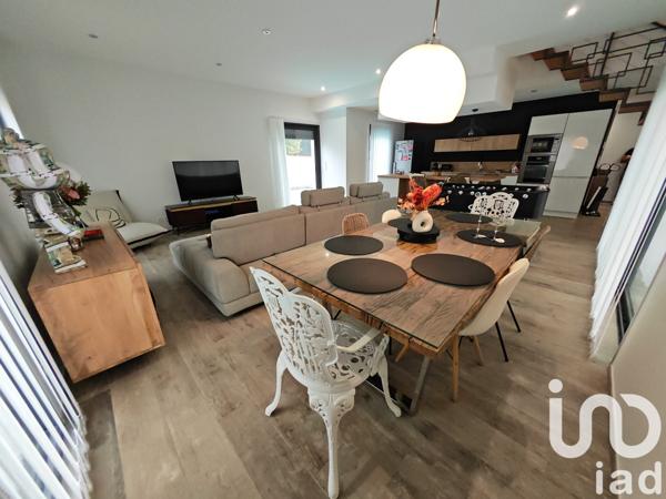 Maison à vendre 5 pièces 125 m² Pollestres