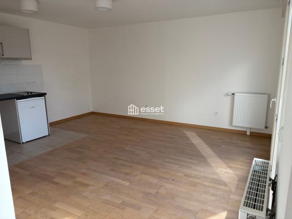Location Studio 34.5 m² - Viroflay 78220