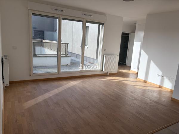 Location Studio 34.5 m² - Viroflay 78220