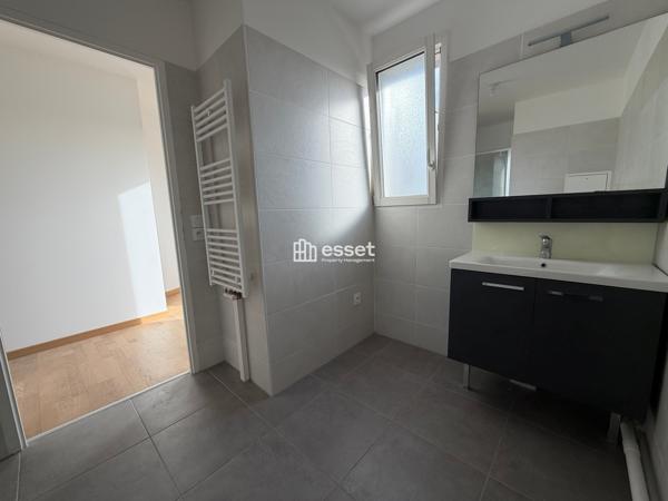 Location Studio 34.5 m² - Viroflay 78220