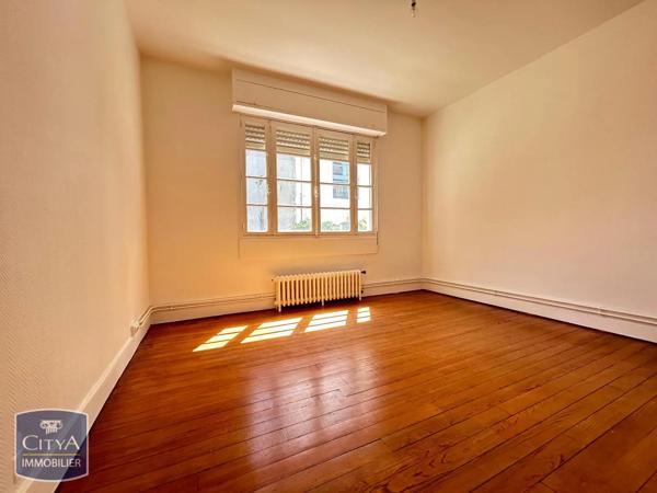 Appartement à louer 3 pièces 59.92m² Pau (64000)