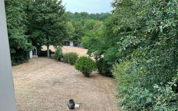 Maison à vendre    6 pièces •  Saintes