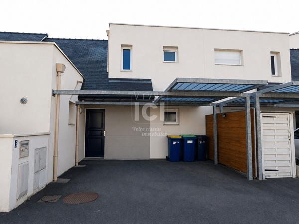 Maison Murs Erigne 86 m²