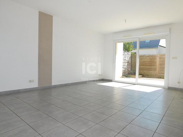 Maison Murs Erigne 86 m²