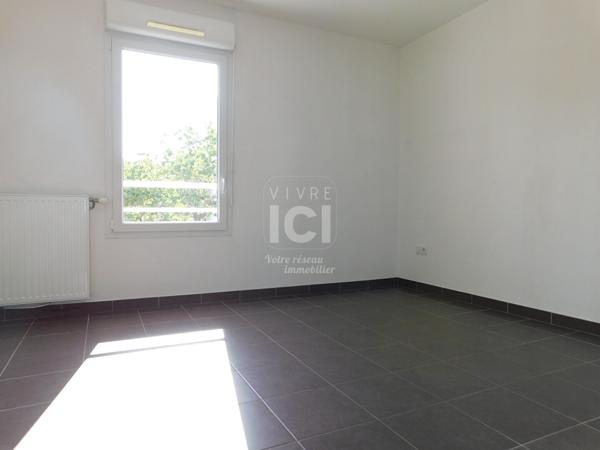 Maison Murs Erigne 86 m²