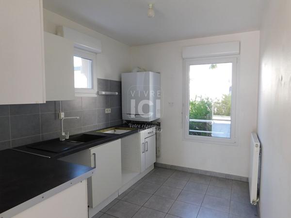 Maison Murs Erigne 86 m²