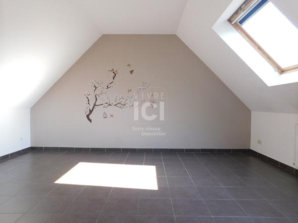 Maison Murs Erigne 86 m²