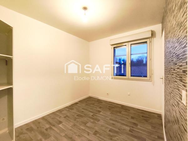 Jolie maison mitoyenne rénovée d'une surface habitable de 100 m2 sur terrain clos de 720 m2