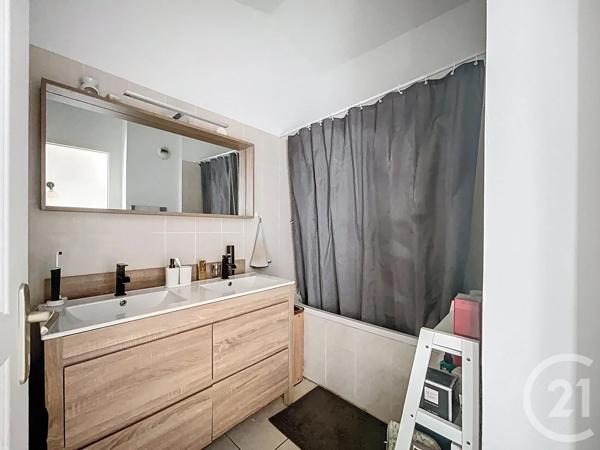 Appartement T4 à vendre  4 pièces - 85,91 m 2   MARSEILLAN  - 34