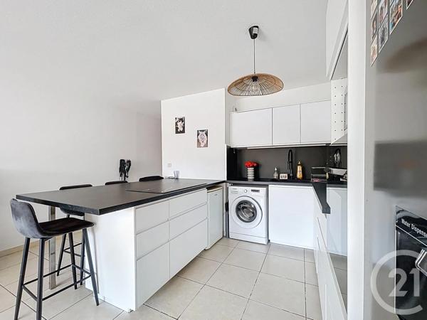 Appartement T4 à vendre  4 pièces - 85,91 m 2   MARSEILLAN  - 34