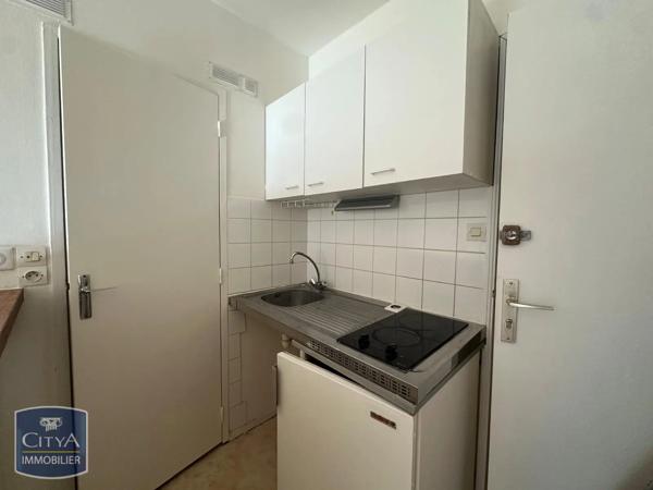 Appartement à louer 1 pièce 17.7m² Blois (41000)