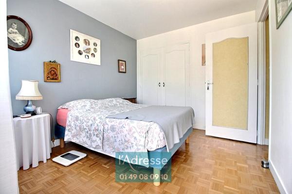 Lumineux 3 pièces avec 3 balcons, parking et cave ? Résidence très bien entretenue