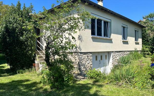 Maison à vendre    3 pièces •  Fourges