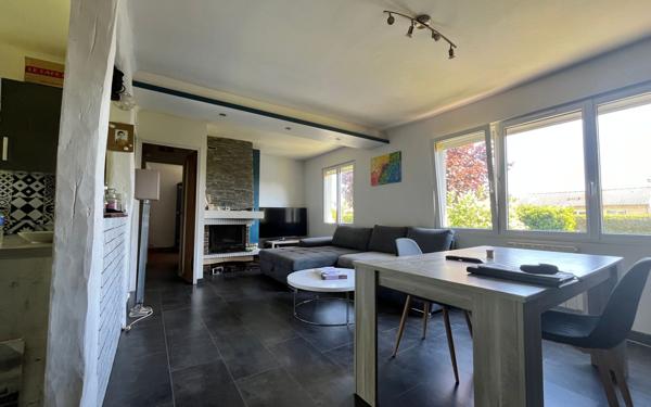 Maison à vendre    3 pièces •  Fourges