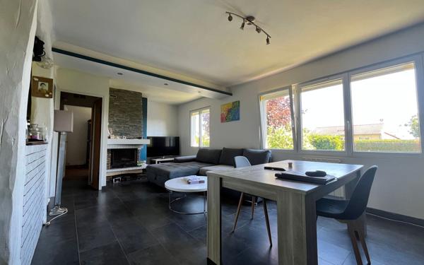 Maison à vendre    3 pièces •  Fourges