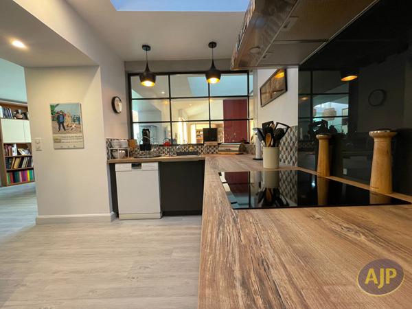 Vente appartement Saintes : 274 300 € - AJP Immobilier Saintes