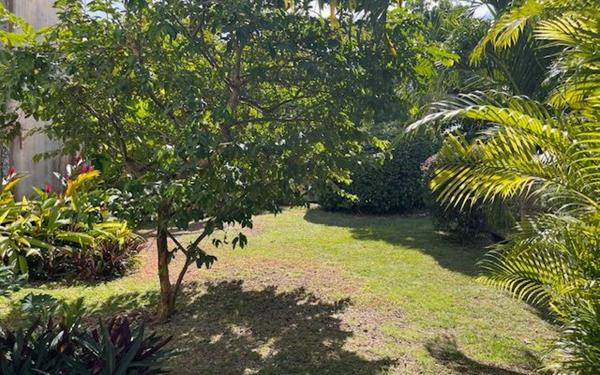 Appartement à vendre    2 pièces • 45 m2 Le Gosier