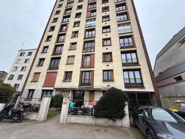 Appartement à AUBERVILLIERS, 93300 - 1 pièce 20m²