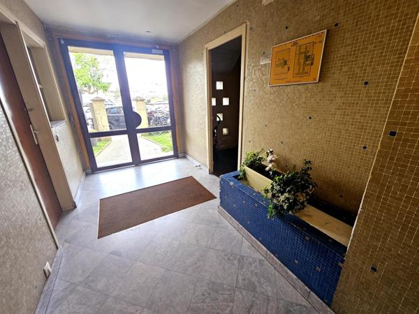 Appartement à AUBERVILLIERS, 93300 - 1 pièce 20m²