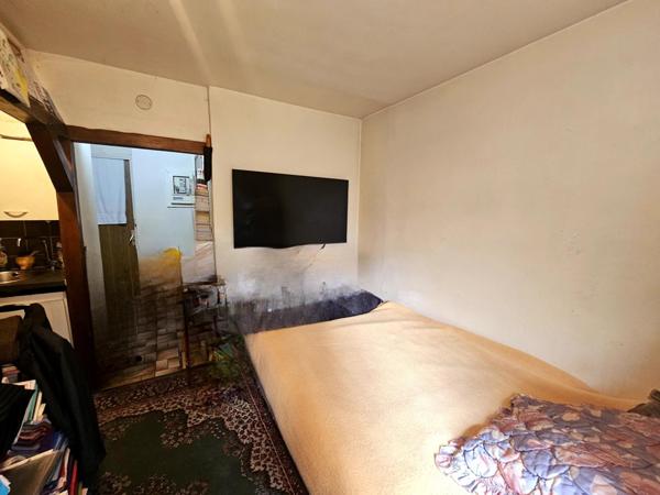 Appartement à AUBERVILLIERS, 93300 - 1 pièce 20m²