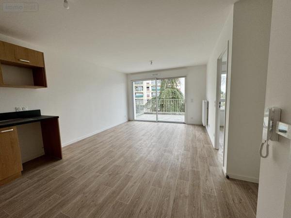 Appartement à louer à Angers dans le Maine-et-Loire (49100), ref : 49009-L98   
St-Serge St-Michel