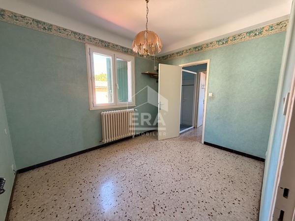 Septemes Les Vallons  - Maison T5 de 215.90 m2 + Garage 68m2 sur parcelle 963m2 avec piscine
