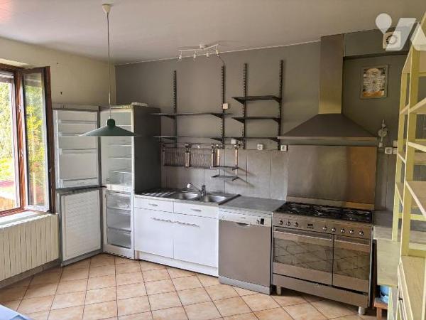 A VENDRE MAISON T5 T6 LE VAL D'AJOL 88340 VOSGES
Maison individuelle, non mitoyenne édifiée dé...