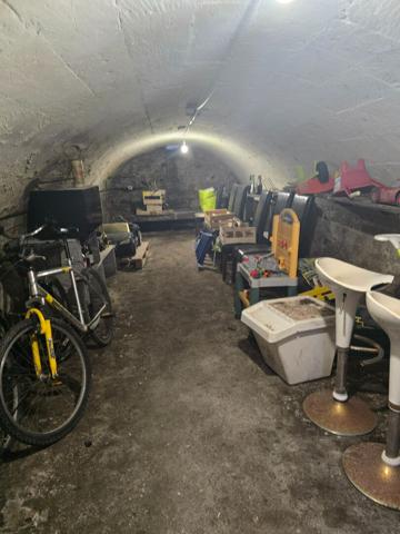 Immeuble BOURG CINQ MARS LA PILE