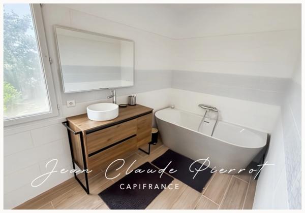 Maison à vendre 5 pièces avec piscine GARONS (30)