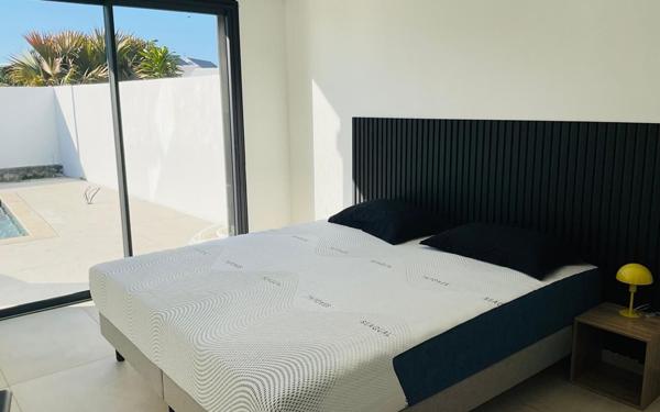 Maison à vendre    5 pièces •  Saint-Paul