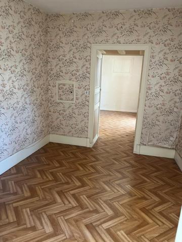 Maison de ville à fort potentiel