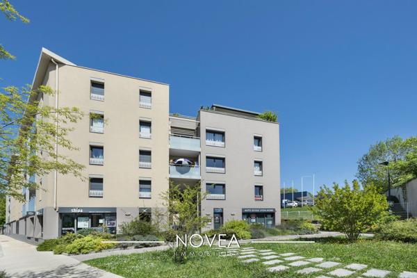 Neuville Centre - T2 avec extérieur privatif et parking privatif - Neuville-sur-Saône