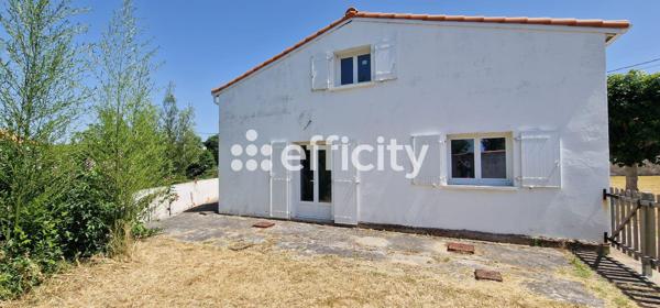 Maison
         3 pièces
        - 50 m² Exclusivité 179 900 € *