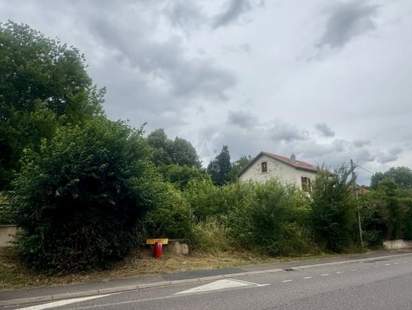 EXCLUSIVITÉ // TERRAIN CONSTRUCTIBLE // NOVÉANT SUR MOSELLE // 16,72 ARES // 145 000 