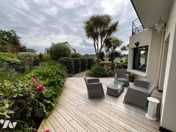 GUIDEL - Proche bourg - Maison de 160m² dans quartier calme.