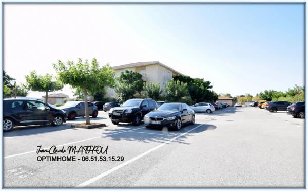 Appartement T2 41 m² avec terrasse, vue campagne, 2 parkings et piscine