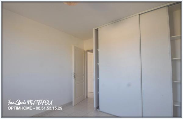 Appartement T2 41 m² avec terrasse, vue campagne, 2 parkings et piscine