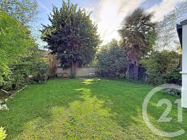 Maison à vendre  10 pièces - 227 m 2   FONTAINEBLEAU  - 77