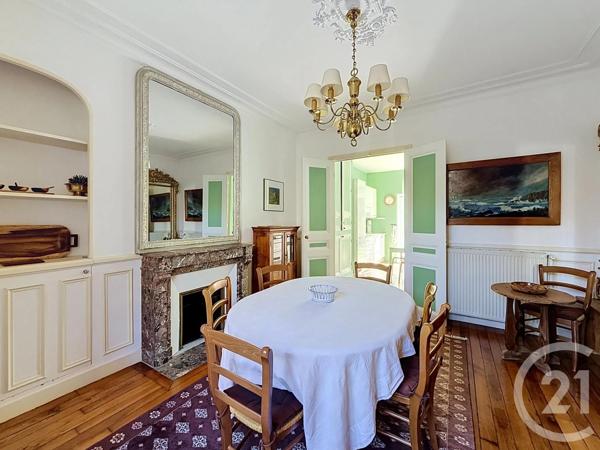 Maison à vendre  10 pièces - 227 m 2   FONTAINEBLEAU  - 77
