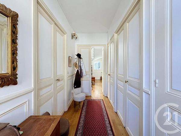 Maison à vendre  10 pièces - 227 m 2   FONTAINEBLEAU  - 77