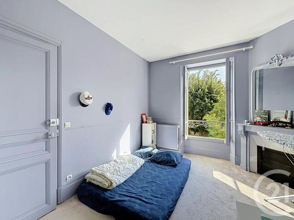 Maison à vendre  10 pièces - 227 m 2   FONTAINEBLEAU  - 77