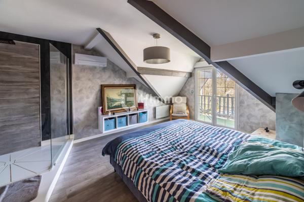 Maison Individuelle, construite en 2004, avec de belles prestations.